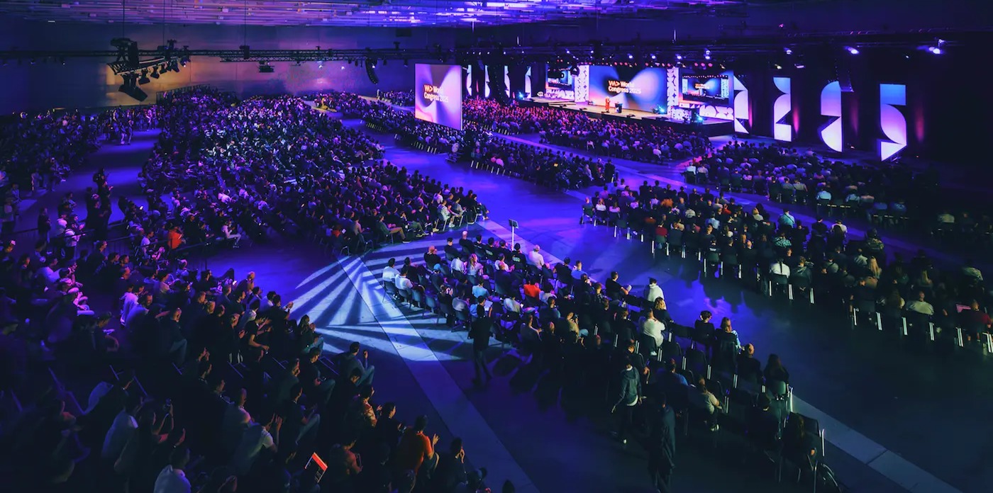 Main stage banner